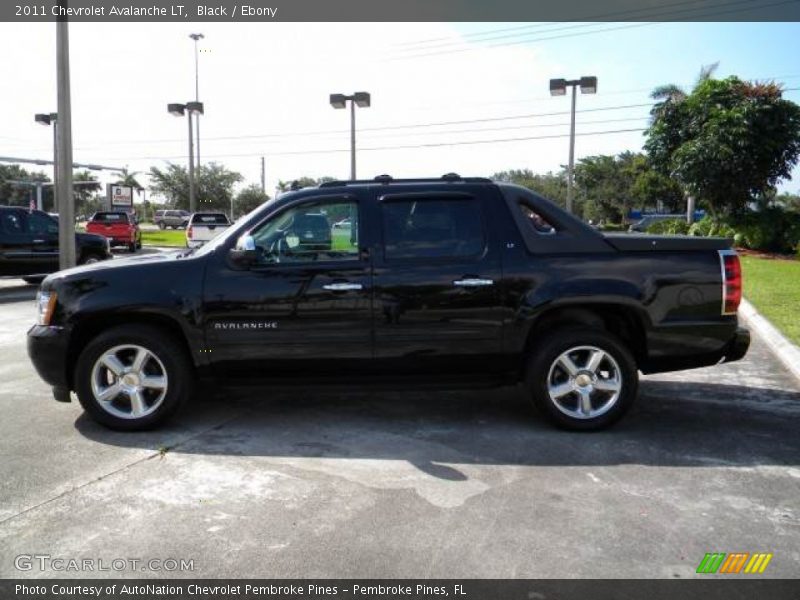 Black / Ebony 2011 Chevrolet Avalanche LT