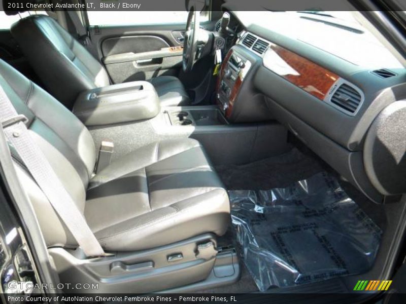 Black / Ebony 2011 Chevrolet Avalanche LT