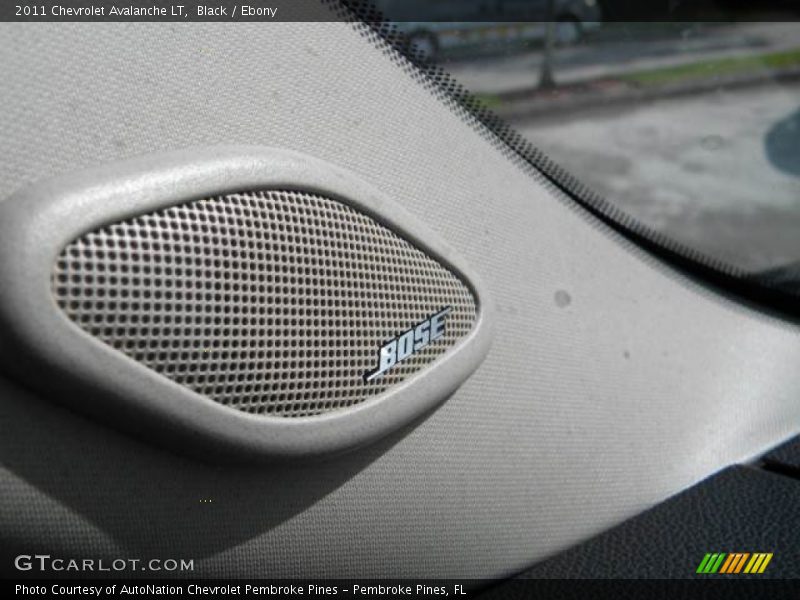 Black / Ebony 2011 Chevrolet Avalanche LT