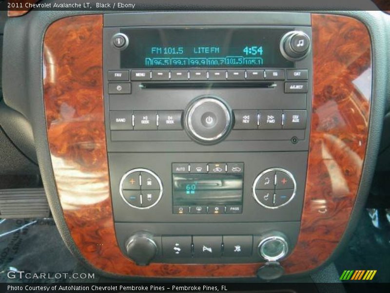 Black / Ebony 2011 Chevrolet Avalanche LT