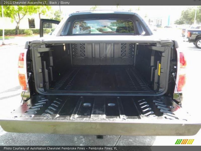 Black / Ebony 2011 Chevrolet Avalanche LT