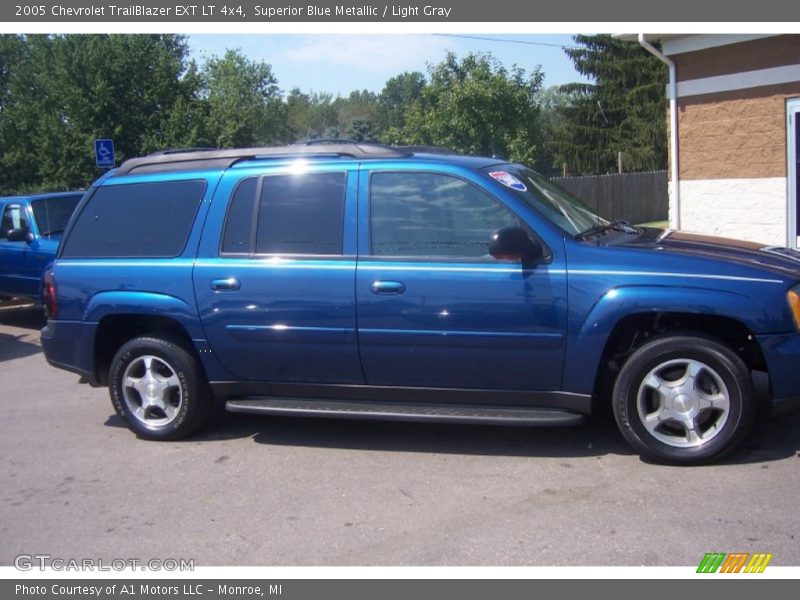 Superior Blue Metallic / Light Gray 2005 Chevrolet TrailBlazer EXT LT 4x4