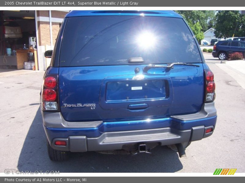 Superior Blue Metallic / Light Gray 2005 Chevrolet TrailBlazer EXT LT 4x4