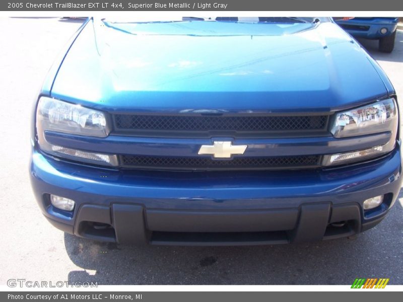 Superior Blue Metallic / Light Gray 2005 Chevrolet TrailBlazer EXT LT 4x4