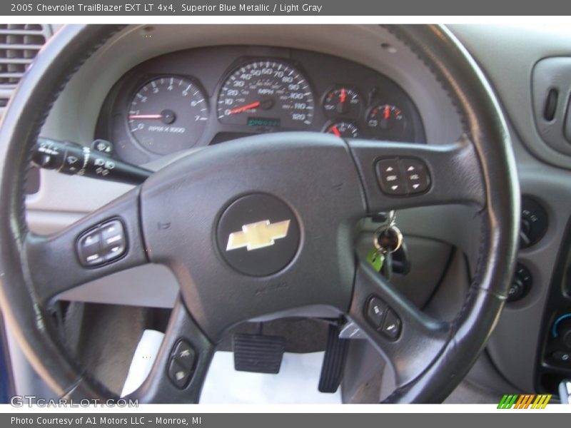 Superior Blue Metallic / Light Gray 2005 Chevrolet TrailBlazer EXT LT 4x4