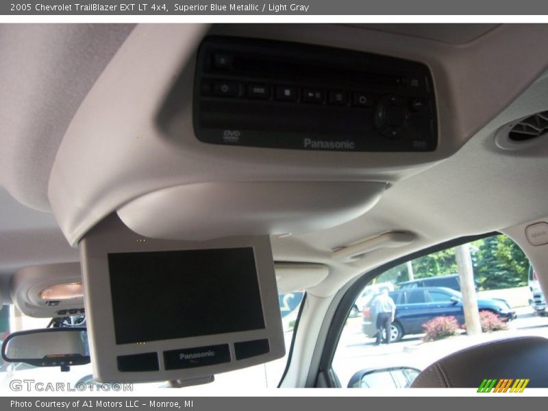 Superior Blue Metallic / Light Gray 2005 Chevrolet TrailBlazer EXT LT 4x4