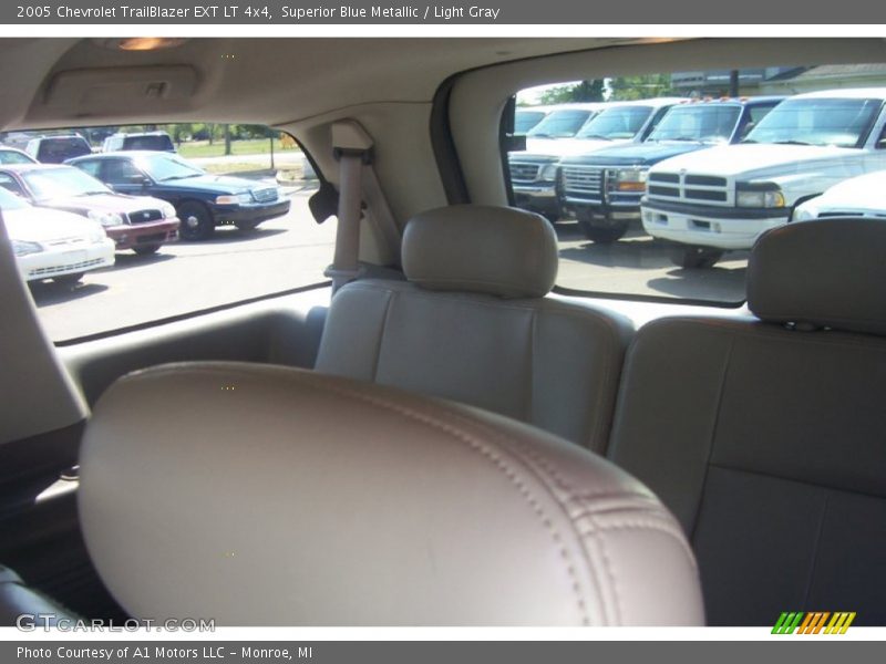 Superior Blue Metallic / Light Gray 2005 Chevrolet TrailBlazer EXT LT 4x4