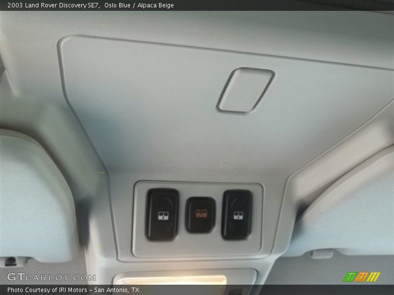 Oslo Blue / Alpaca Beige 2003 Land Rover Discovery SE7