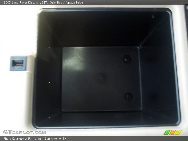 Oslo Blue / Alpaca Beige 2003 Land Rover Discovery SE7