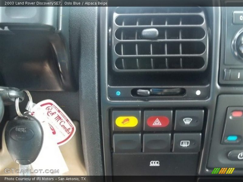 Oslo Blue / Alpaca Beige 2003 Land Rover Discovery SE7