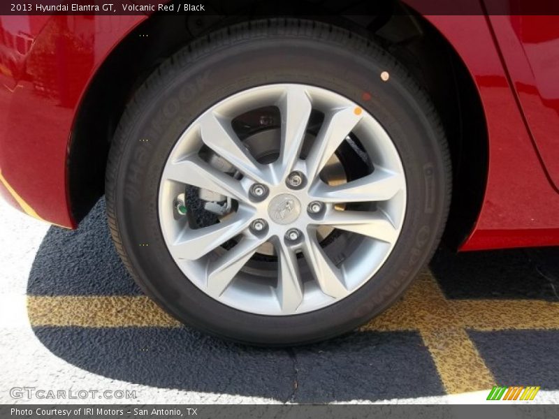 Volcanic Red / Black 2013 Hyundai Elantra GT