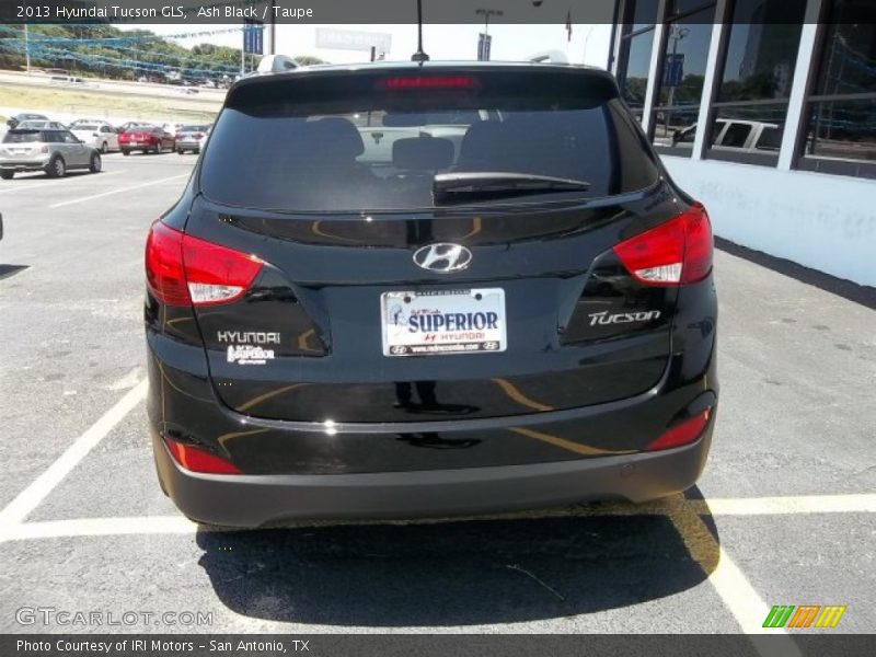 Ash Black / Taupe 2013 Hyundai Tucson GLS