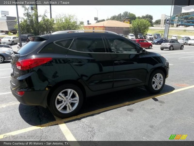 Ash Black / Taupe 2013 Hyundai Tucson GLS