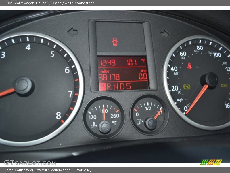 Candy White / Sandstone 2009 Volkswagen Tiguan S
