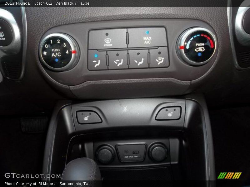 Ash Black / Taupe 2013 Hyundai Tucson GLS