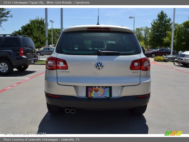White Gold Metallic / Sandstone 2010 Volkswagen Tiguan SEL