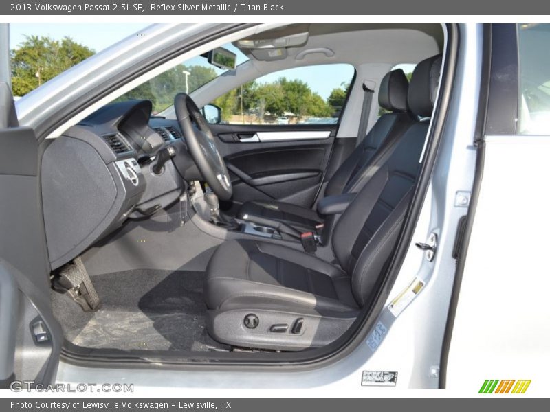 Reflex Silver Metallic / Titan Black 2013 Volkswagen Passat 2.5L SE