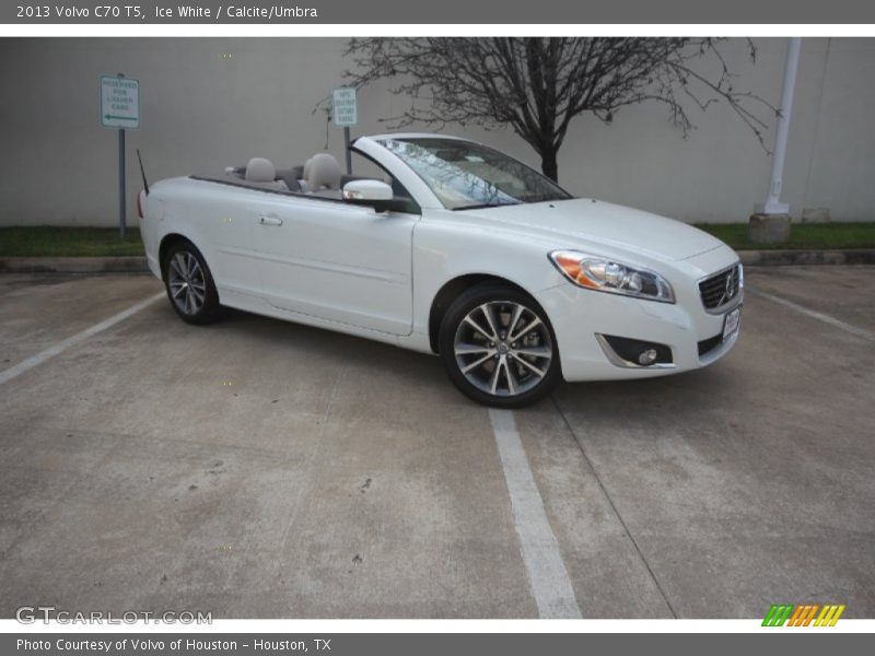 Ice White / Calcite/Umbra 2013 Volvo C70 T5