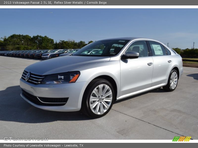Reflex Silver Metallic / Cornsilk Beige 2013 Volkswagen Passat 2.5L SE