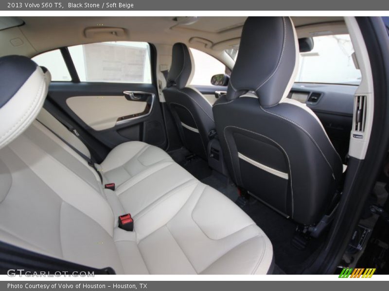 Rear Seat of 2013 S60 T5