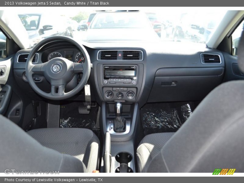 Candy White / Titan Black 2013 Volkswagen Jetta S Sedan