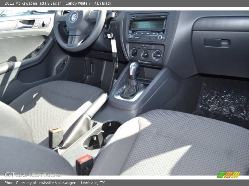 Candy White / Titan Black 2013 Volkswagen Jetta S Sedan