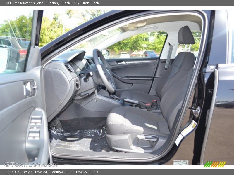 Black Uni / Titan Black 2013 Volkswagen Jetta S Sedan