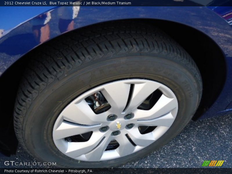 Blue Topaz Metallic / Jet Black/Medium Titanium 2012 Chevrolet Cruze LS