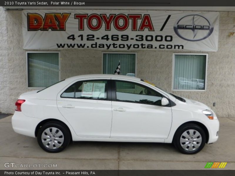 Polar White / Bisque 2010 Toyota Yaris Sedan