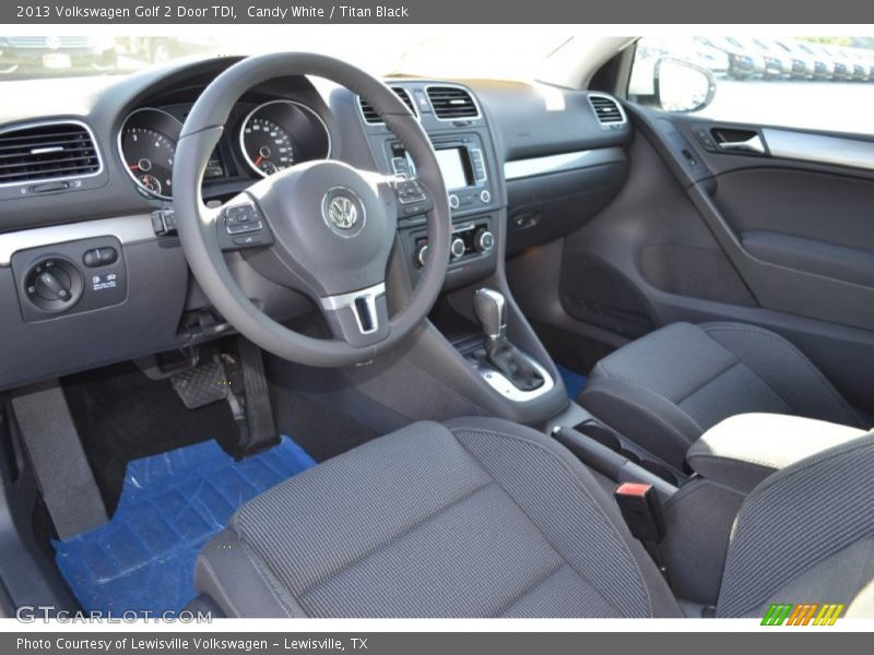 Candy White / Titan Black 2013 Volkswagen Golf 2 Door TDI