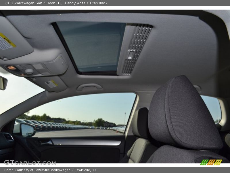 Candy White / Titan Black 2013 Volkswagen Golf 2 Door TDI