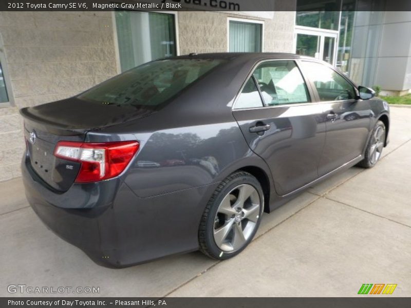 Magnetic Gray Metallic / Black 2012 Toyota Camry SE V6