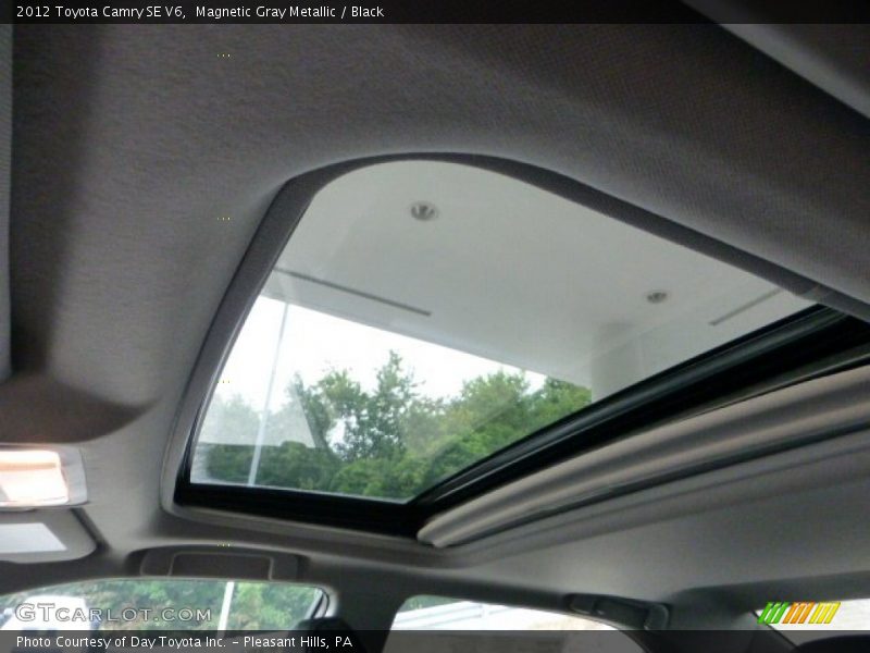 Magnetic Gray Metallic / Black 2012 Toyota Camry SE V6