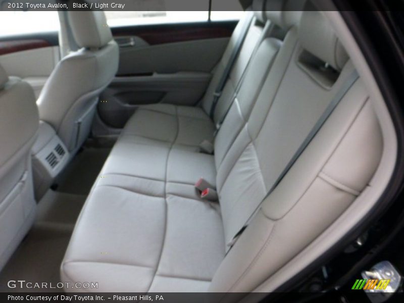 Black / Light Gray 2012 Toyota Avalon