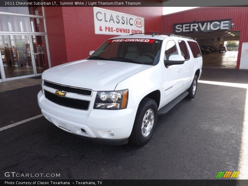 Summit White / Light Titanium/Dark Titanium 2011 Chevrolet Suburban LT
