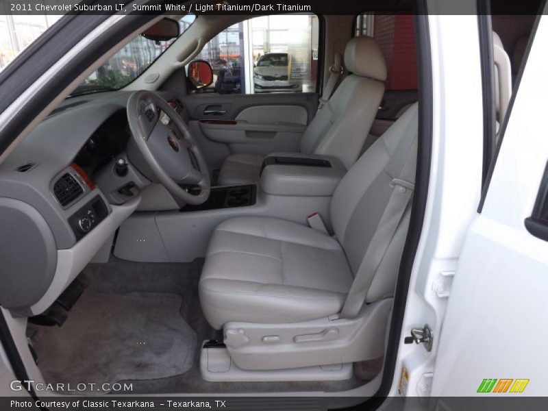 Summit White / Light Titanium/Dark Titanium 2011 Chevrolet Suburban LT