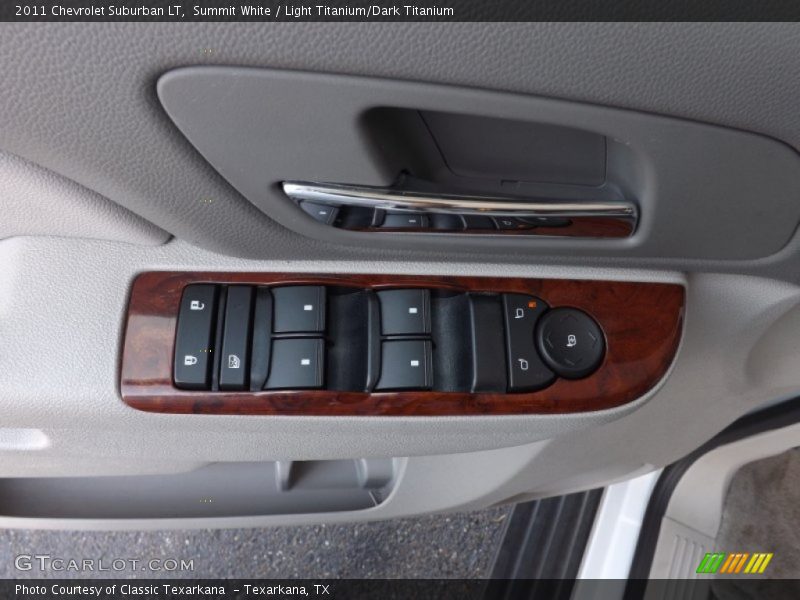 Summit White / Light Titanium/Dark Titanium 2011 Chevrolet Suburban LT