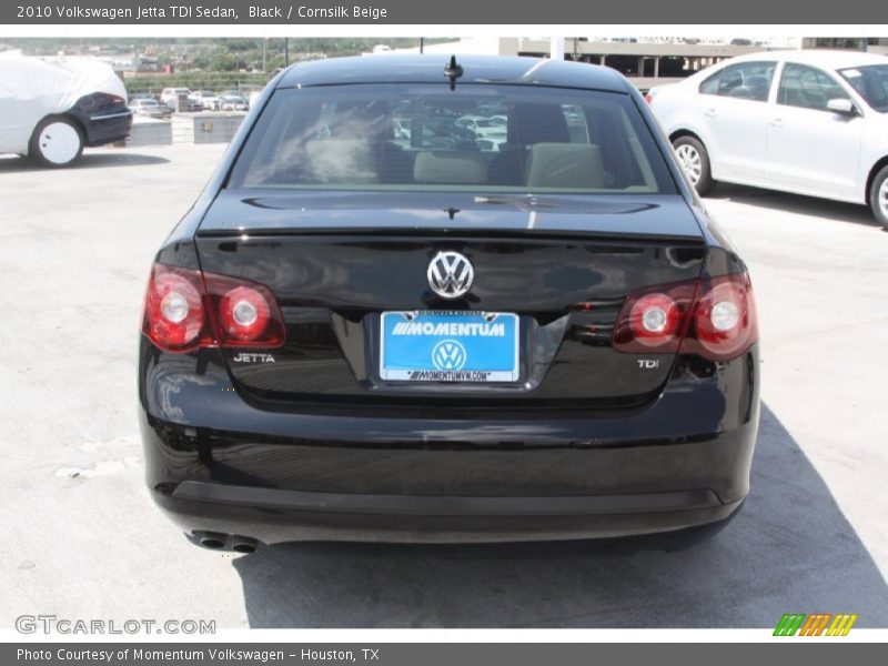 Black / Cornsilk Beige 2010 Volkswagen Jetta TDI Sedan