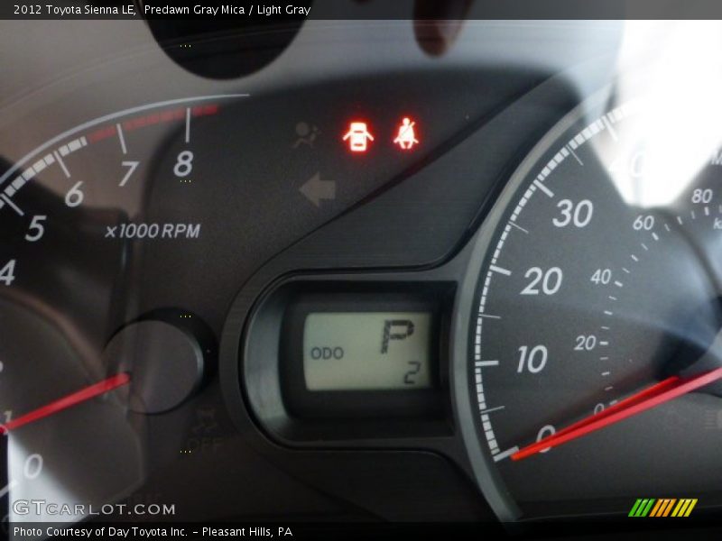 Predawn Gray Mica / Light Gray 2012 Toyota Sienna LE