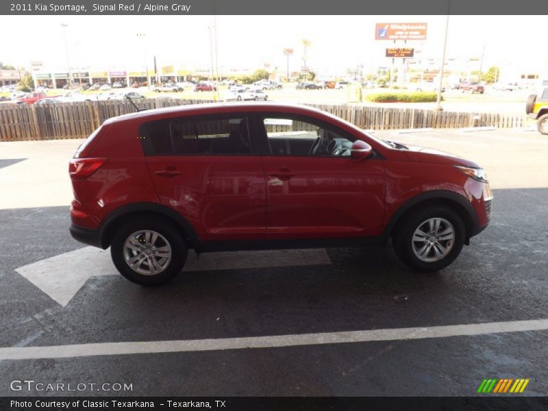 Signal Red / Alpine Gray 2011 Kia Sportage