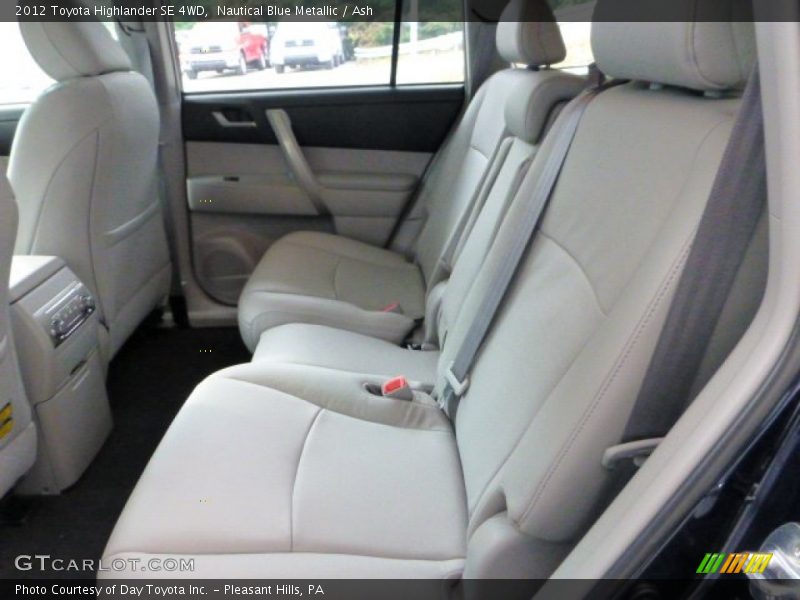 Nautical Blue Metallic / Ash 2012 Toyota Highlander SE 4WD