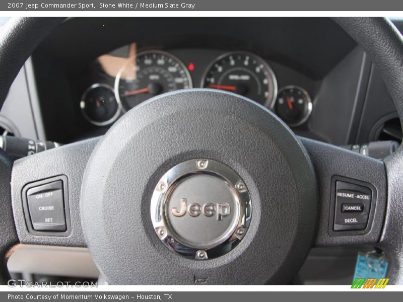 Stone White / Medium Slate Gray 2007 Jeep Commander Sport