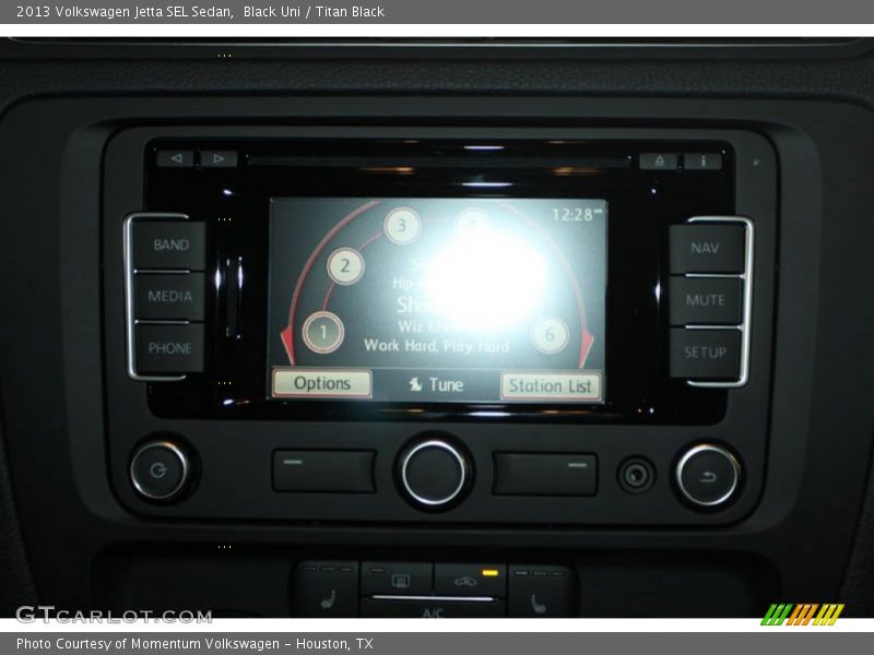 Black Uni / Titan Black 2013 Volkswagen Jetta SEL Sedan