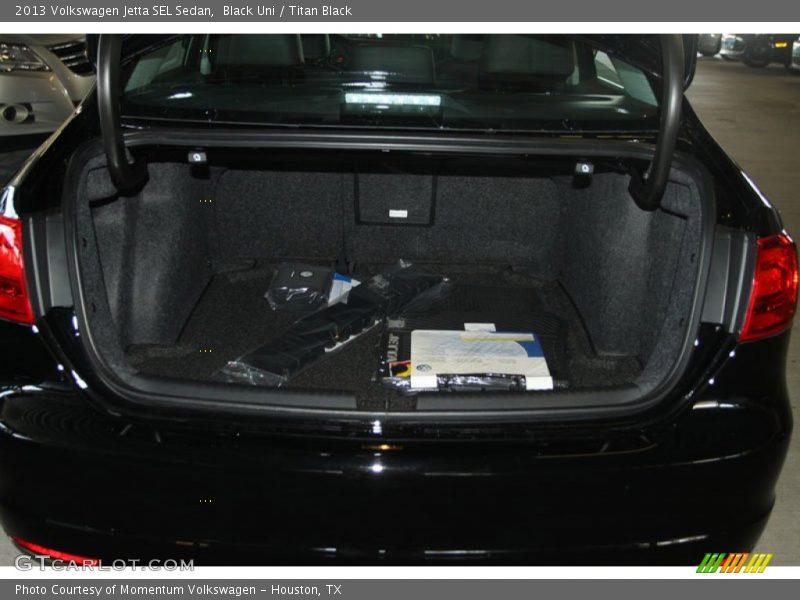 Black Uni / Titan Black 2013 Volkswagen Jetta SEL Sedan