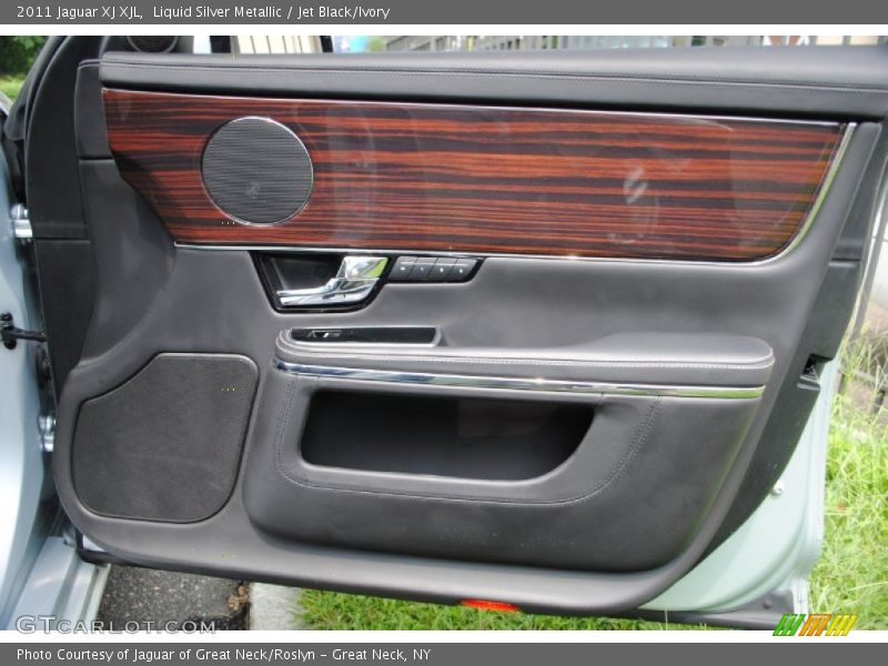 Door Panel of 2011 XJ XJL
