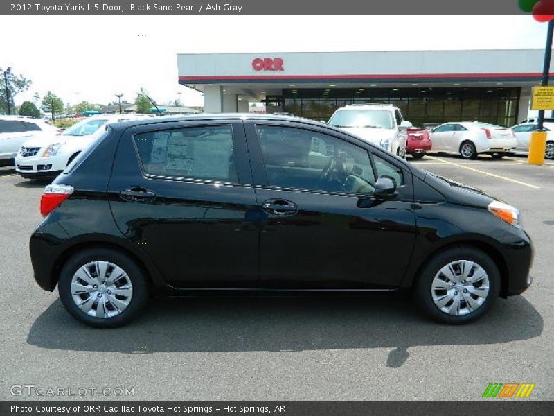 Black Sand Pearl / Ash Gray 2012 Toyota Yaris L 5 Door