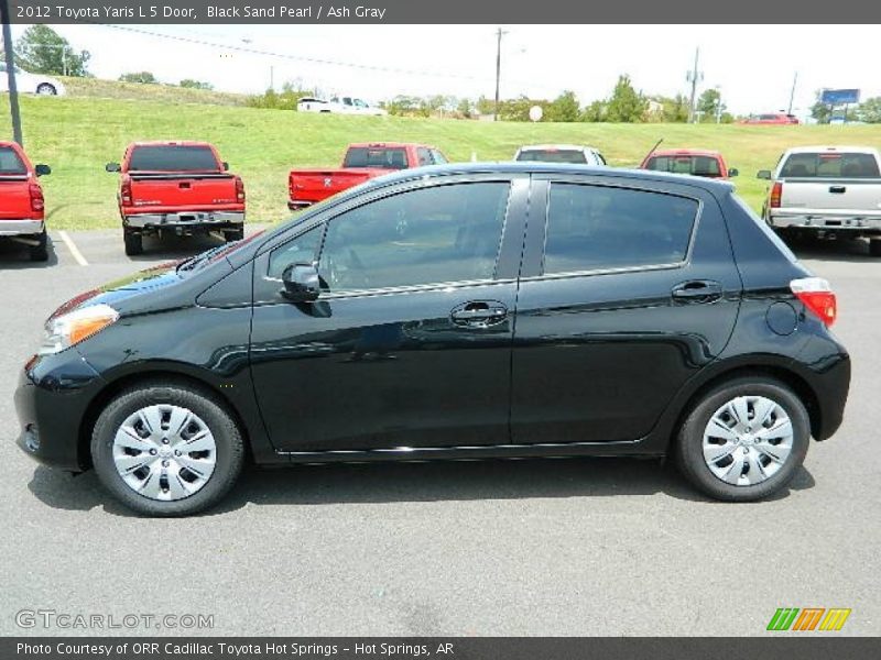 Black Sand Pearl / Ash Gray 2012 Toyota Yaris L 5 Door