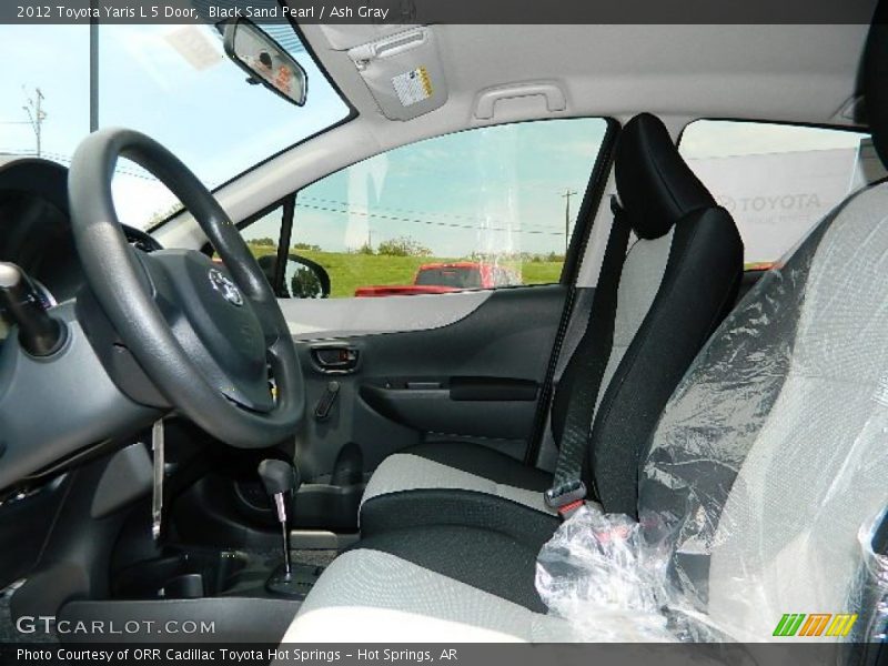 Black Sand Pearl / Ash Gray 2012 Toyota Yaris L 5 Door