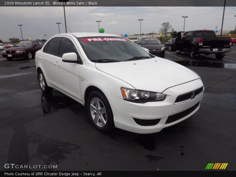 Wicked White Satin / Black 2009 Mitsubishi Lancer ES