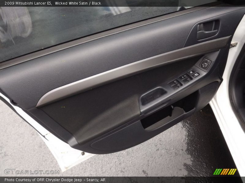 Wicked White Satin / Black 2009 Mitsubishi Lancer ES